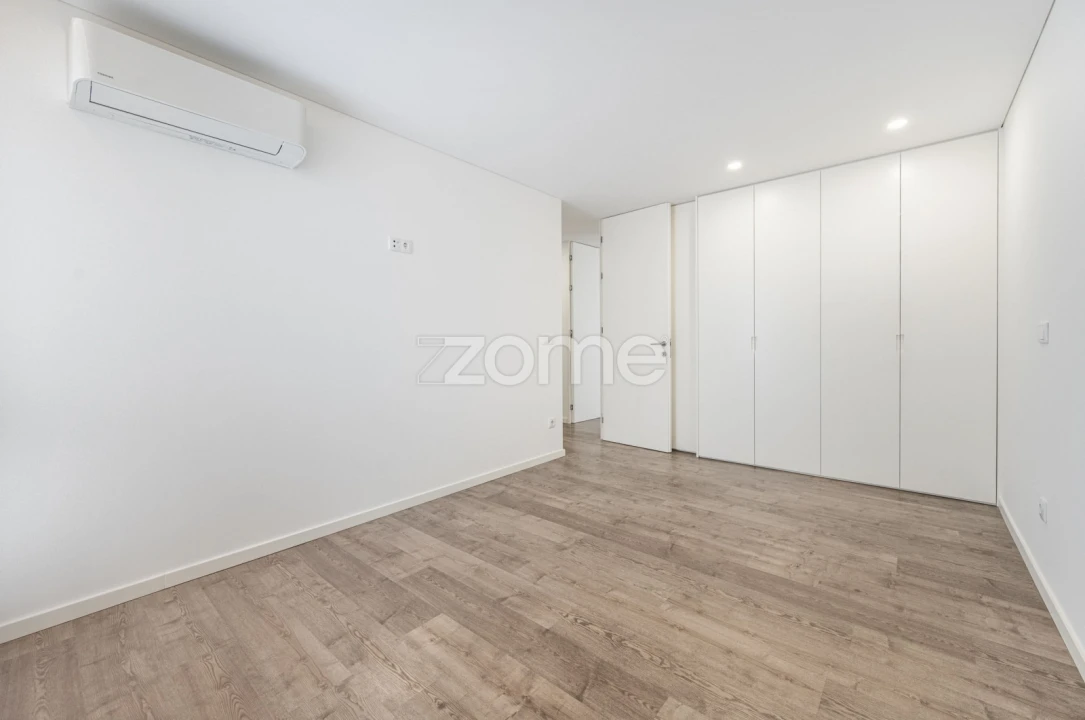 Apartamento T3 para Arrendamento em Nogueiró e Tenões Foto 17