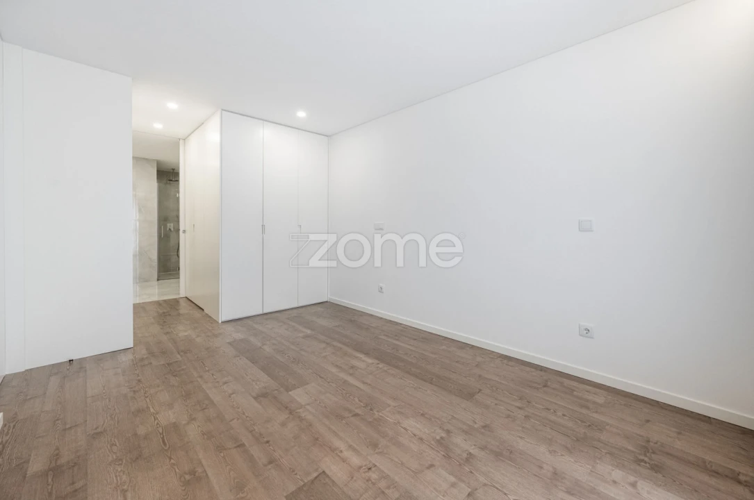 Apartamento T3 para Arrendamento em Nogueiró e Tenões Foto 19