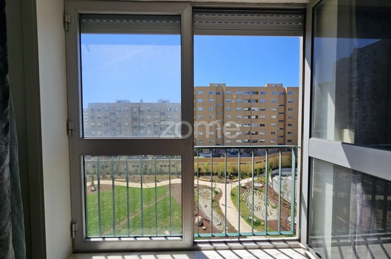 Apartamento T2 para Venda em Ramalde Foto 16