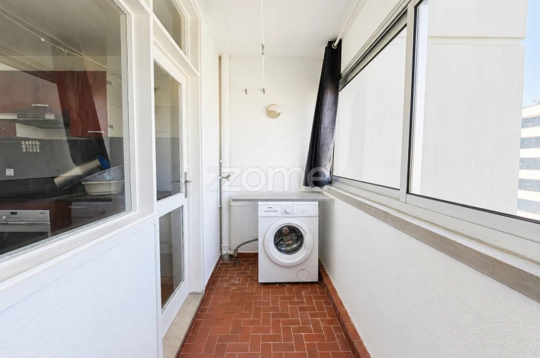 Apartamento T2 para Venda em Ramalde Foto 19