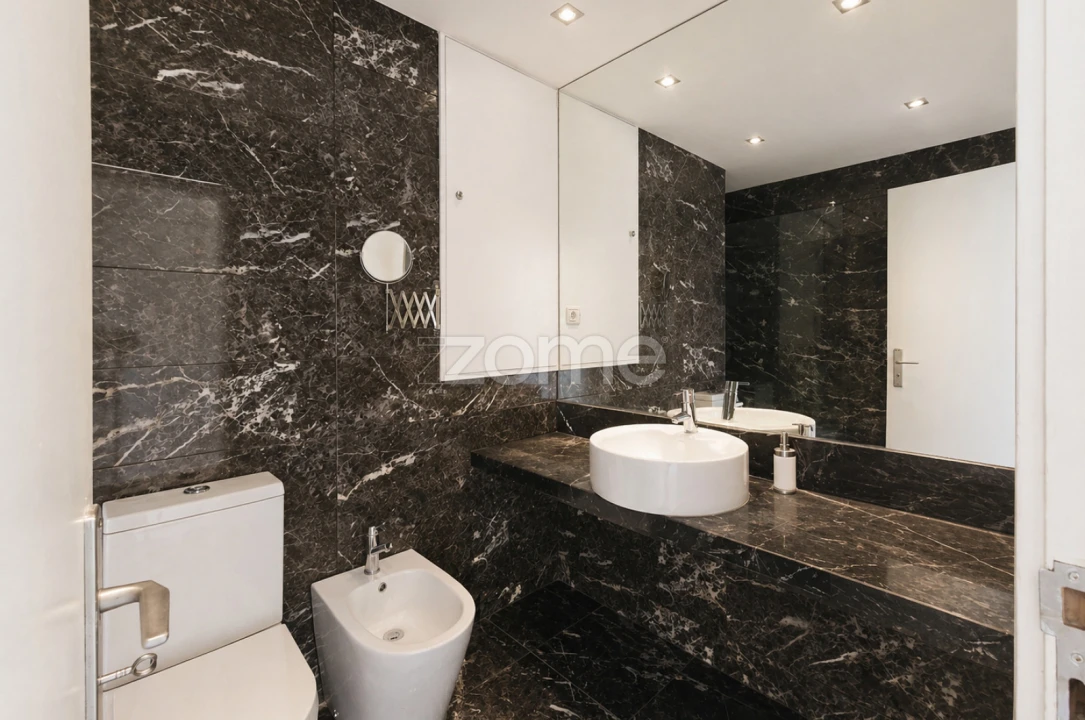 Apartamento T2 para Venda em Ramalde Foto 26