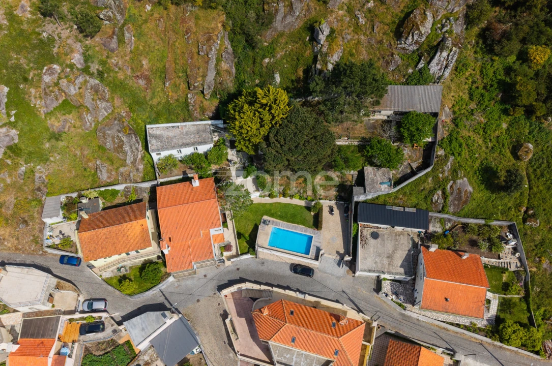 Moradia T4 para Venda em Belinho e Mar Foto 50