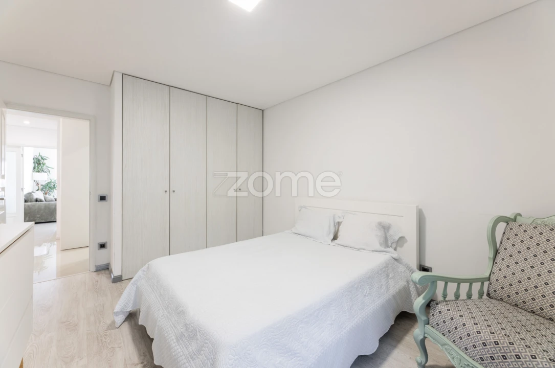 Moradia T4 para Venda em Belinho e Mar Foto 6