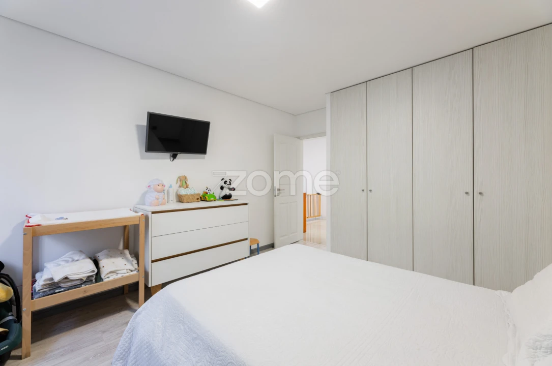 Moradia T4 para Venda em Belinho e Mar Foto 7