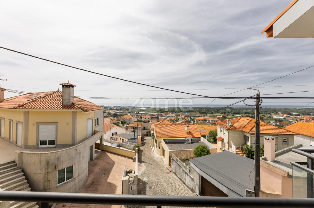 Moradia T4 para Venda em Belinho e Mar Foto 17