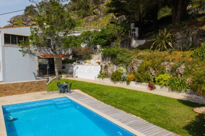 Moradia T4 para Venda em Belinho e Mar