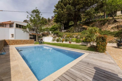 Moradia T4 para Venda em Belinho e Mar