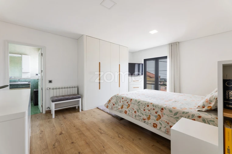 Moradia T4 para Venda em Belinho e Mar Foto 14