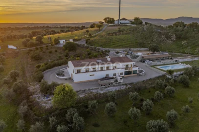 Quinta T5 para Venda em Redondo