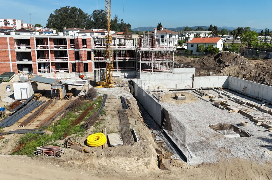Apartamento T1 para Venda em Vila de Prado Foto 14