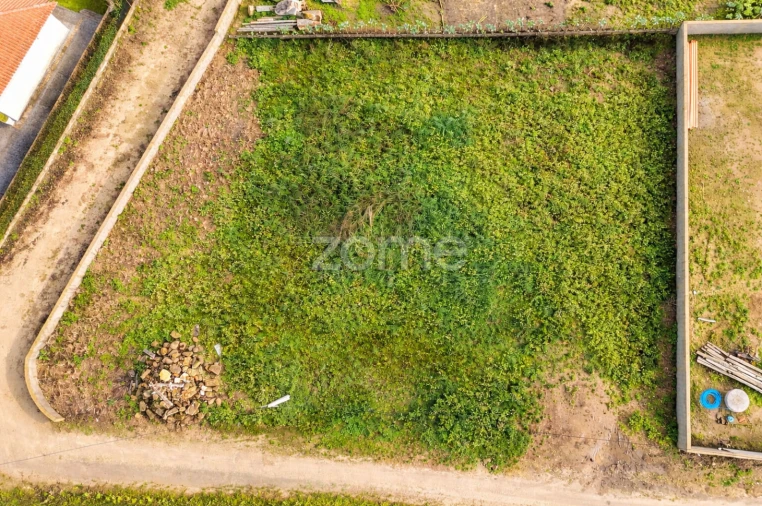 Moradia T3 para Venda em Silva Foto 15