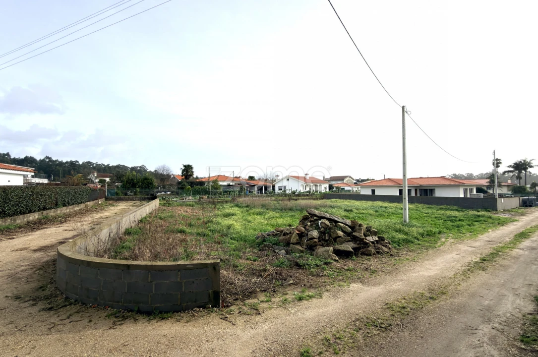 Moradia T3 para Venda em Silva Foto 17