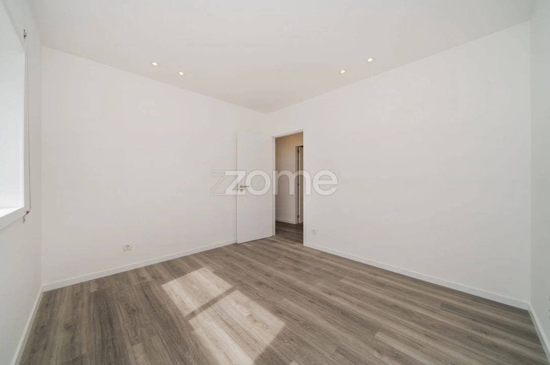 Apartamento T3 para Arrendamento em São Vicente (Braga) Foto 19