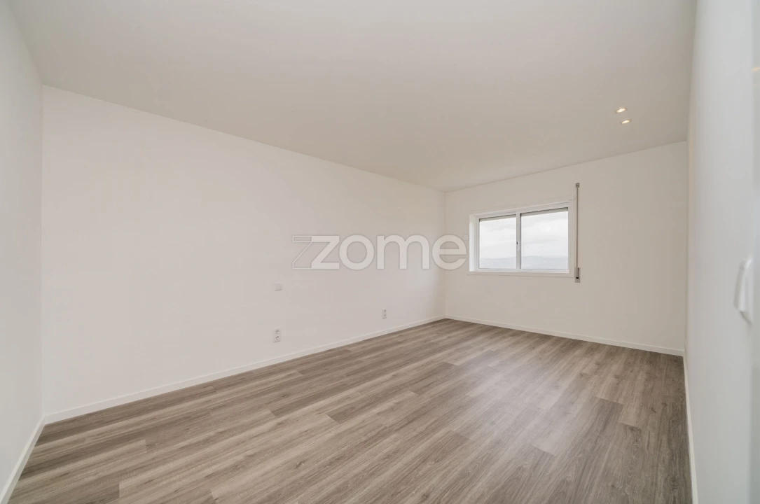 Apartamento T3 para Arrendamento em São Vicente (Braga) Foto 21