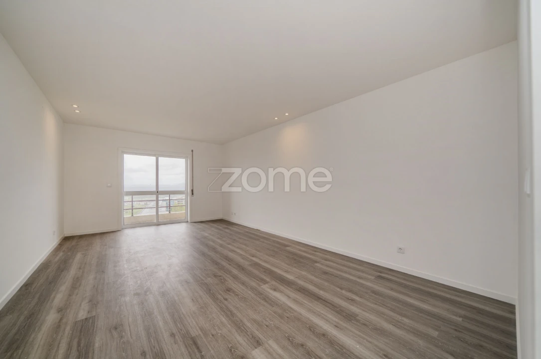 Apartamento T3 para Arrendamento em São Vicente (Braga) Foto 6
