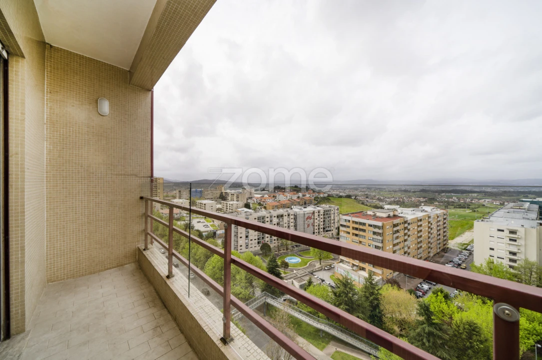 Apartamento T3 para Arrendamento em São Vicente (Braga) Foto 8