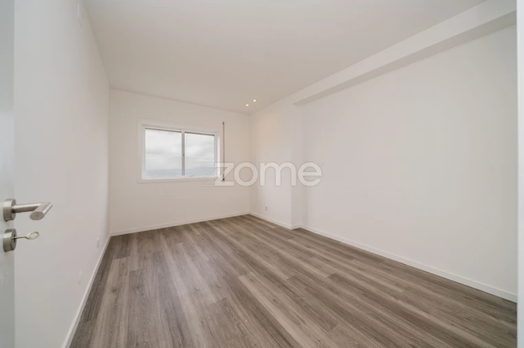 Apartamento T3 para Arrendamento em São Vicente (Braga) Foto 24
