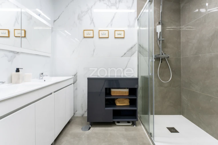 Apartamento T1 para Venda em Paranhos Foto 17