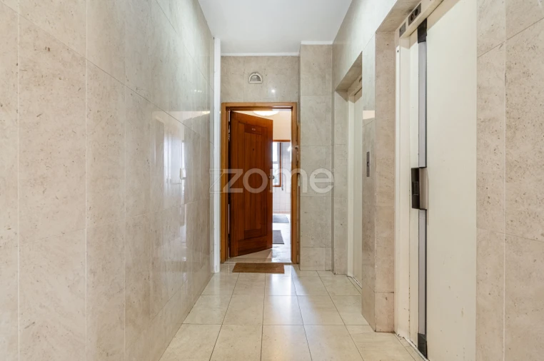 Apartamento T2 para Venda em São Mamede de Infesta e Senhora da Hora Foto 17