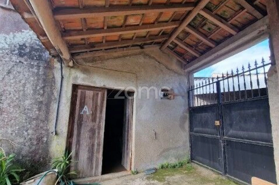 Moradia T3 para Venda em Cercosa Foto 33