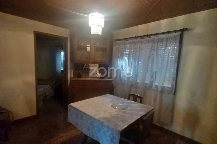 Moradia T3 para Venda em Cercosa Foto 5