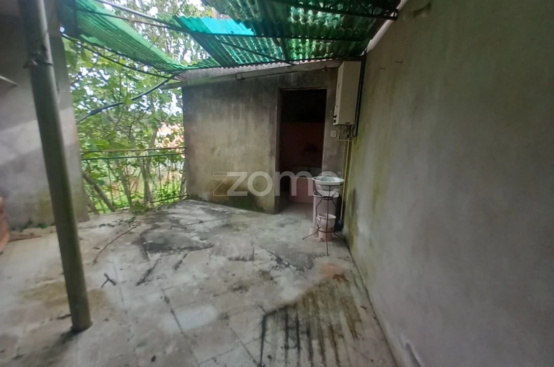 Moradia T3 para Venda em Cercosa Foto 11