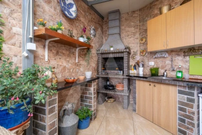 Moradia T4 para Venda em Quarteira