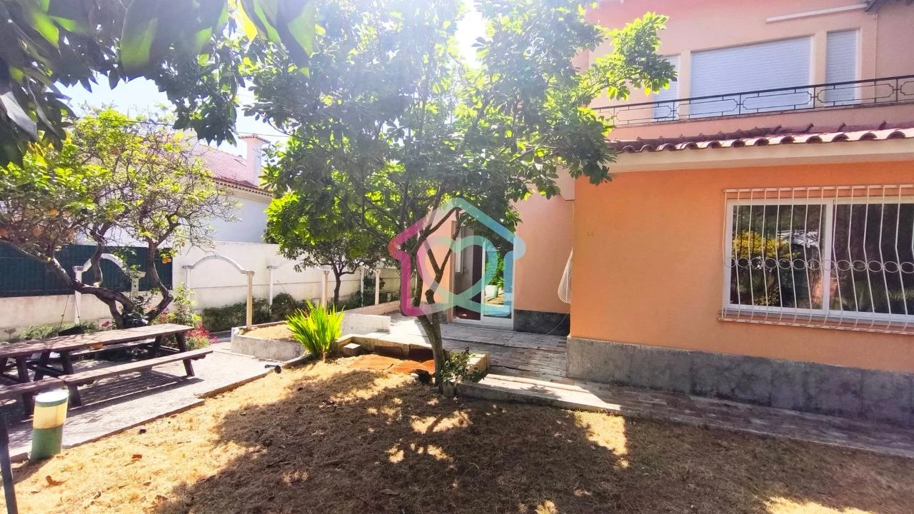 Moradia T4 para Arrendamento em Cascais e Estoril Foto 8