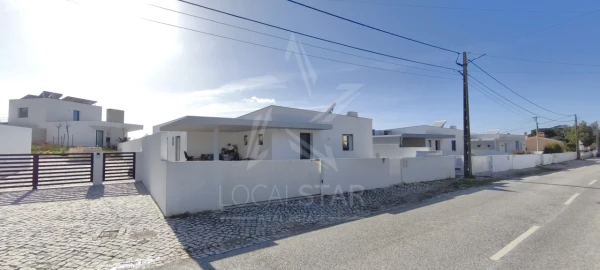 Moradia T3 para Venda em Nadadouro