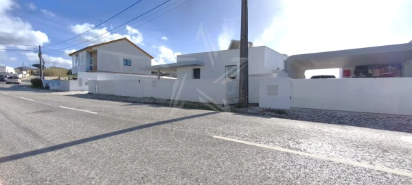 Moradia T3 para Venda em Nadadouro