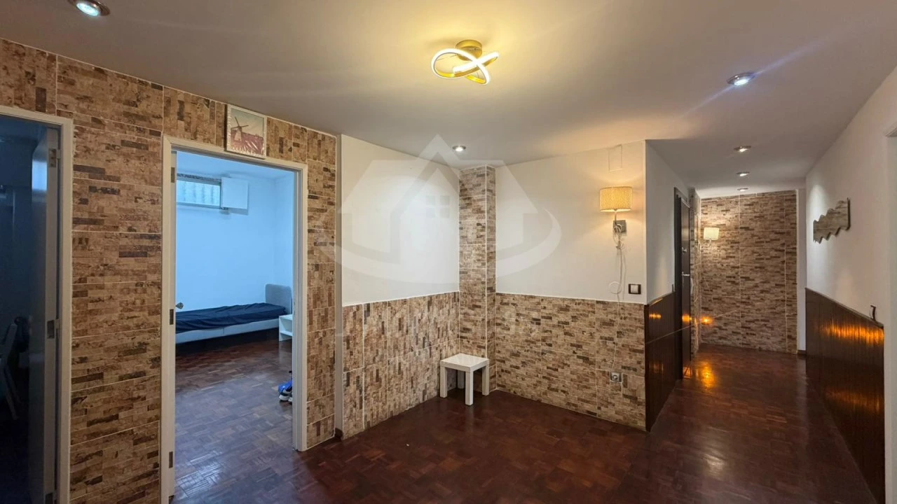 Apartamento T4 para Venda em Queluz e Belas Foto 12