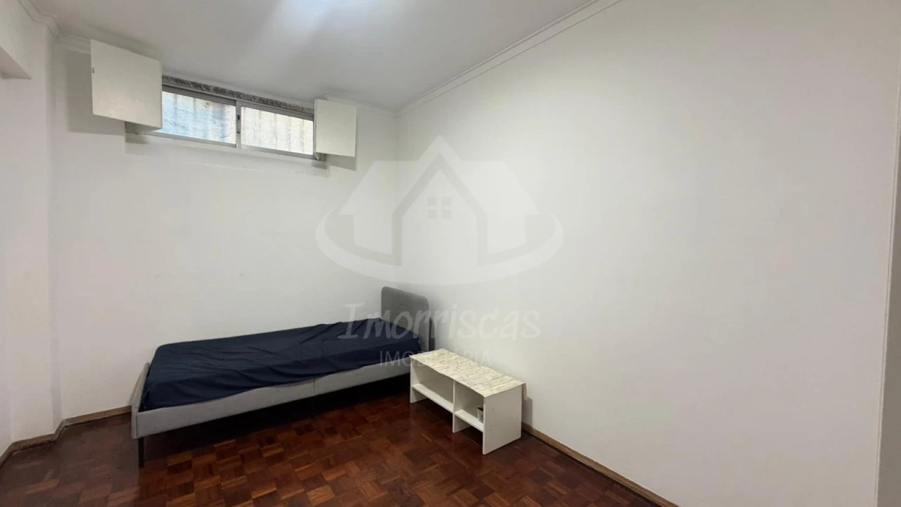 Apartamento T4 para Venda em Queluz e Belas Foto 25