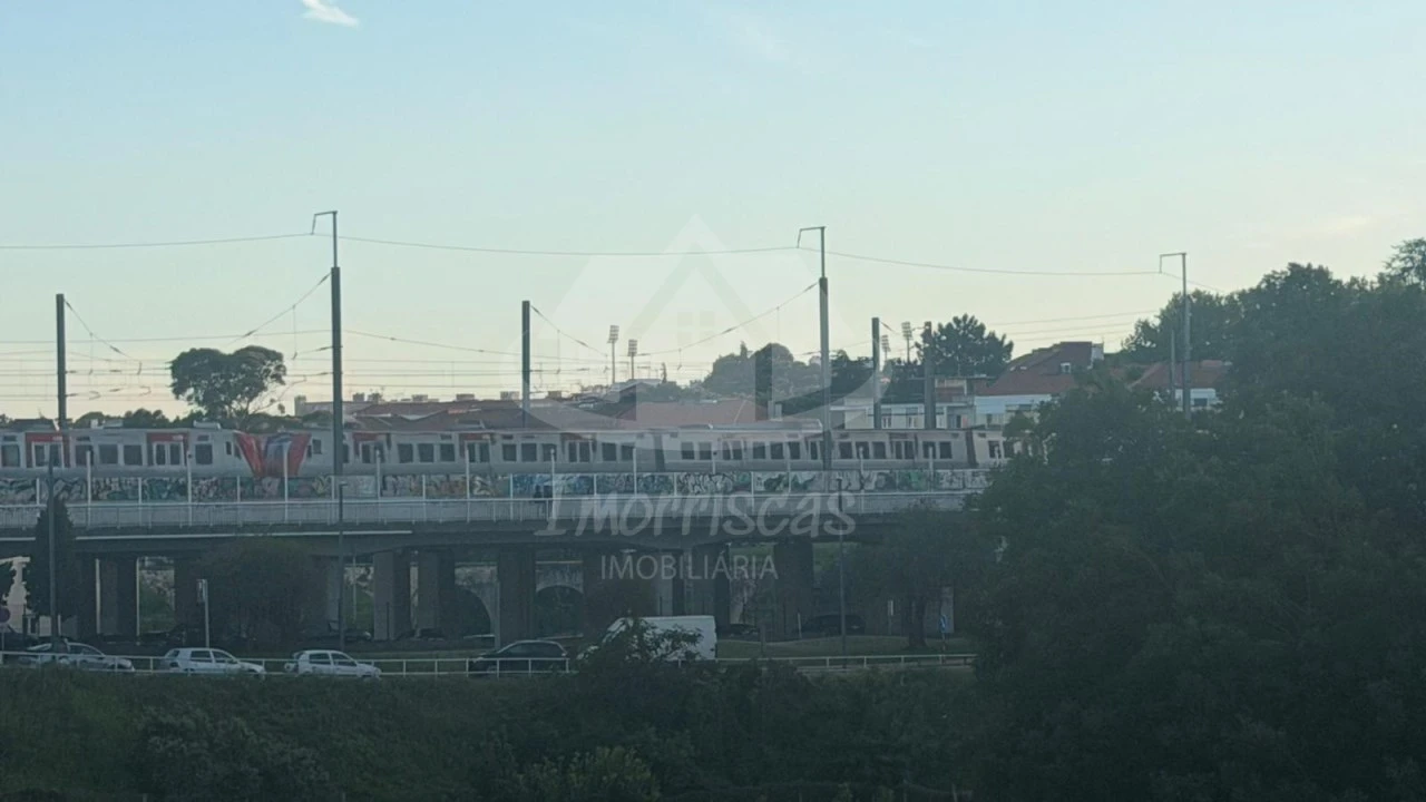 Apartamento T4 para Venda em Queluz e Belas Foto 31