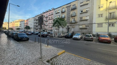 Apartamento T4 para Venda em Queluz e Belas