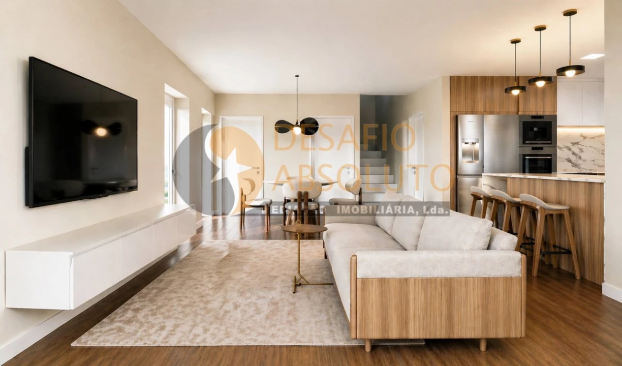 Moradia T4 para Venda em Fernao Ferro Foto 1