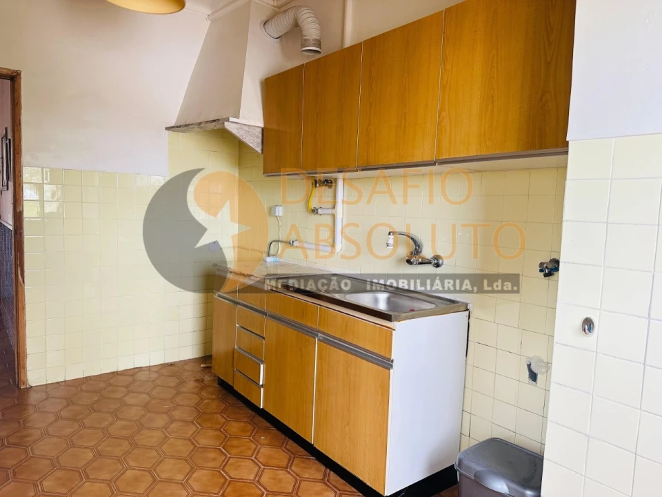 Apartamento T2 para Venda em Barreiro e Lavradio Foto 5