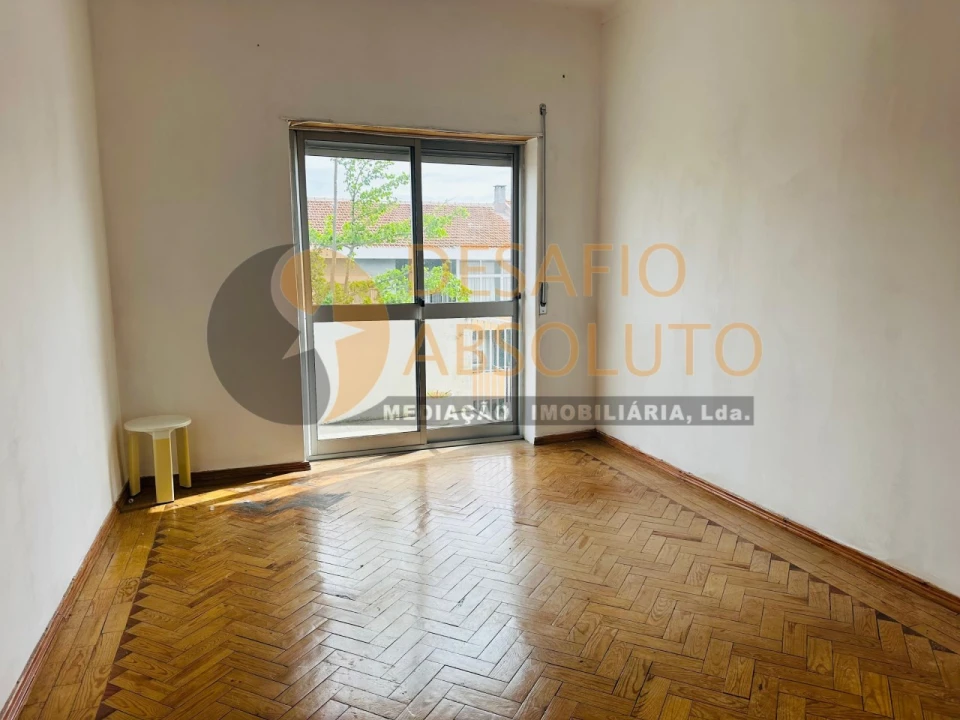 Apartamento T2 para Venda em Barreiro e Lavradio Foto 21