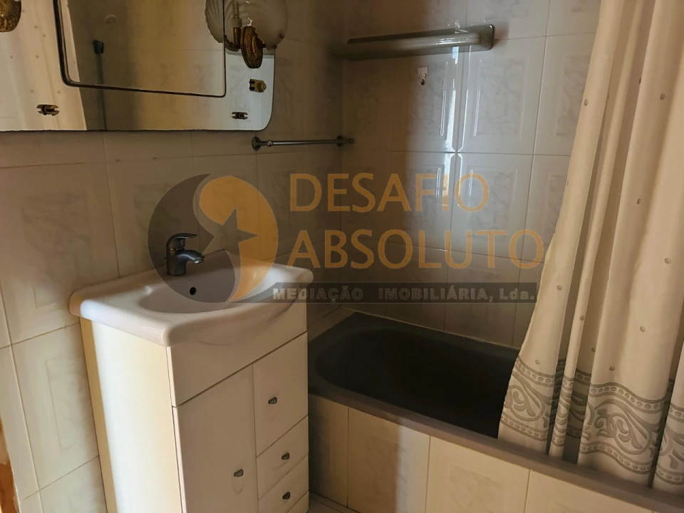Apartamento T2 para Venda em Barreiro e Lavradio Foto 26
