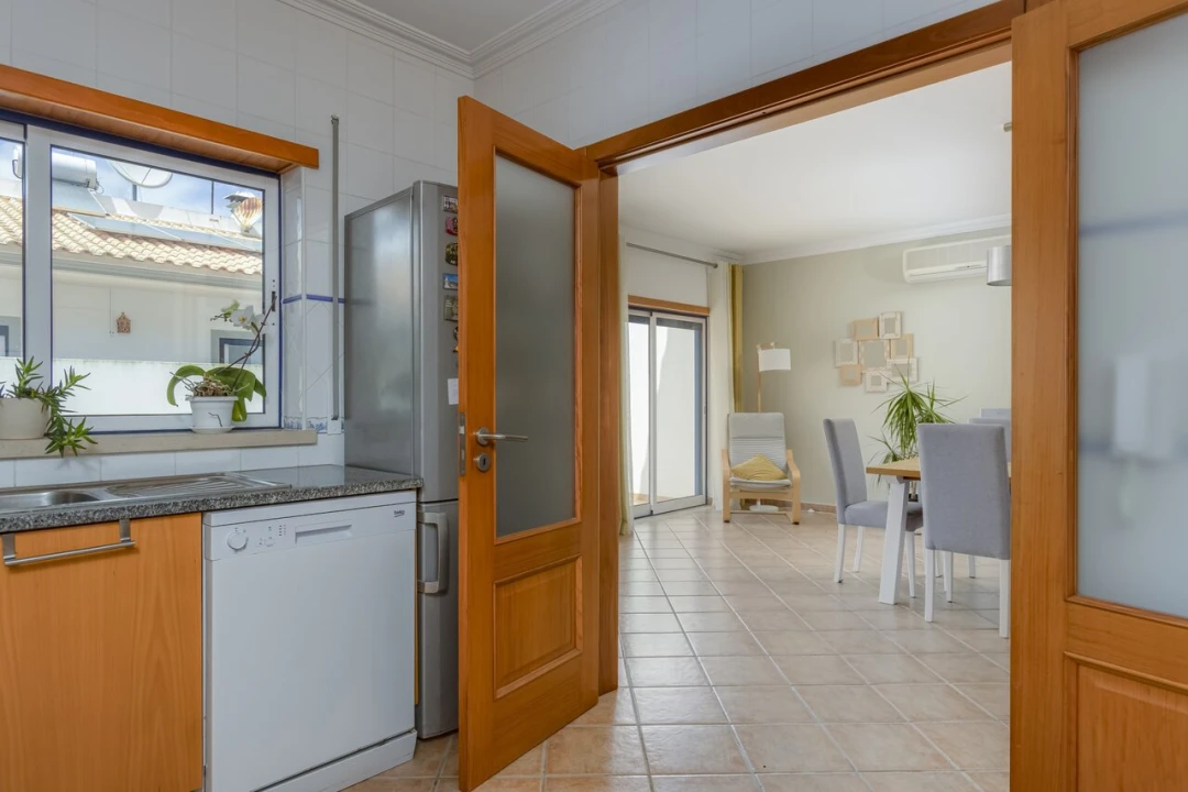 Moradia T3 para Venda em Luz Foto 10