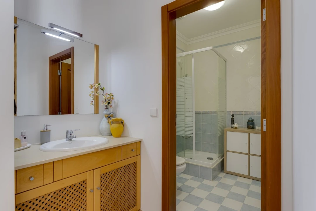 Moradia T3 para Venda em Luz Foto 13