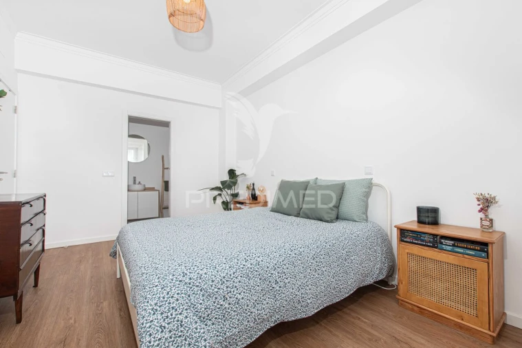 Apartamento T2 para Venda em Almada, Cova da Piedade, Pragal e Cacilhas Foto 16