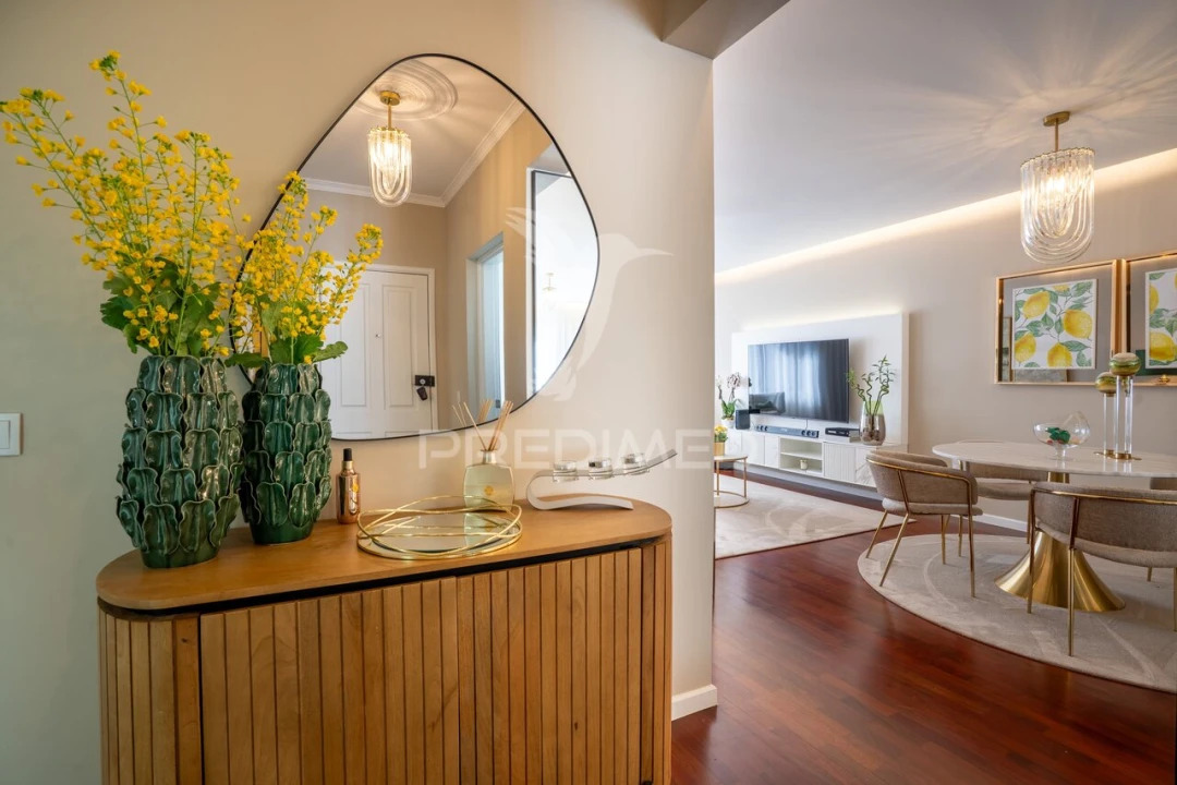 Apartamento T2 para Venda em Caniço Foto 3