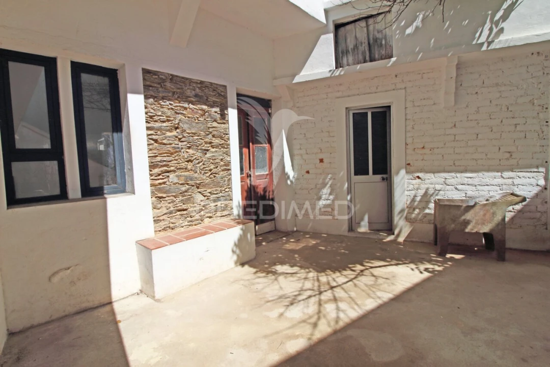 Moradia T7 para Venda em São Luis Foto 9