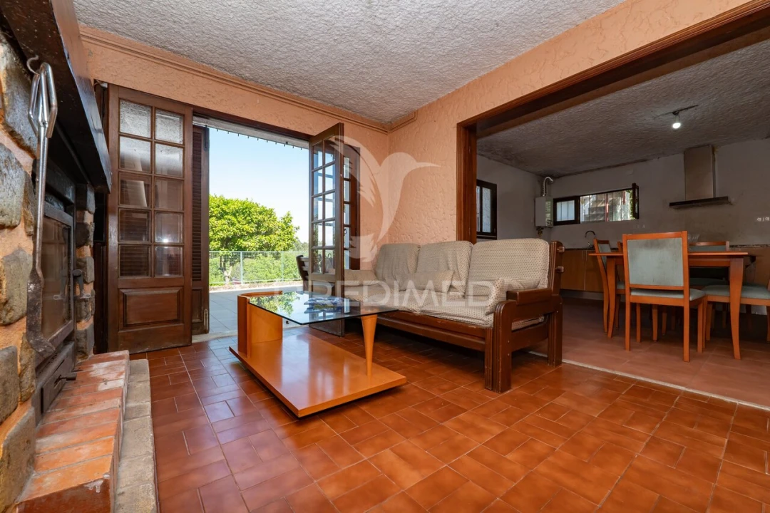 Moradia T4 para Venda em Vila Verde e Barbudo Foto 16