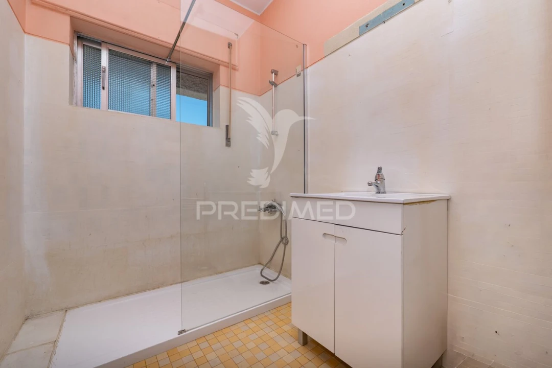 Moradia T4 para Venda em Vila Verde e Barbudo Foto 30