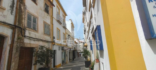 Apartamento T8 para Venda em Sé e São Lourenço