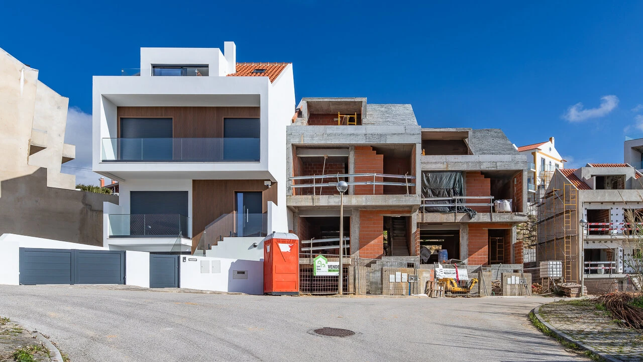 Moradia T3 para Venda em Santo Isidoro Foto 1