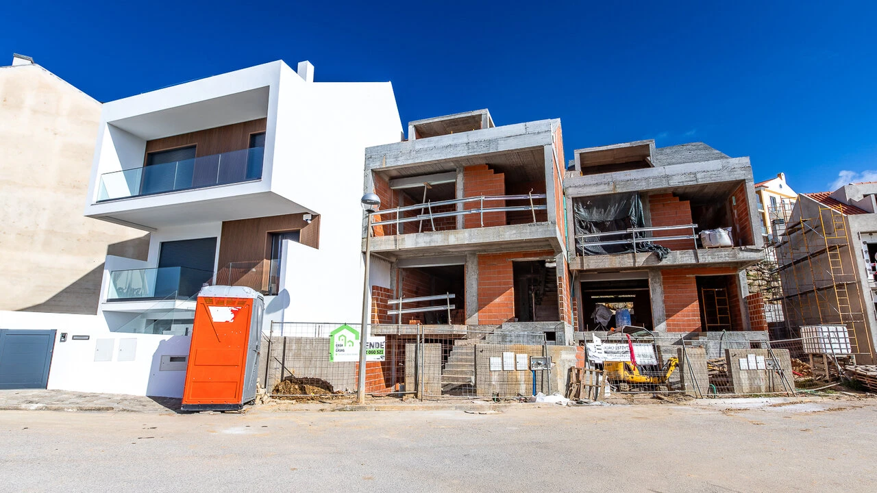 Moradia T3 para Venda em Santo Isidoro Foto 4