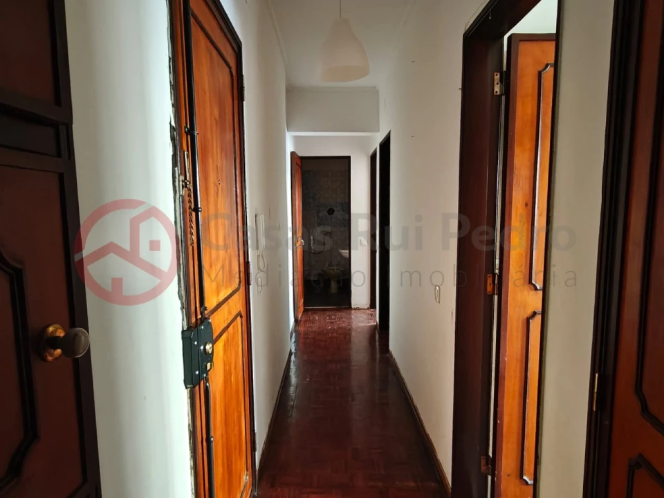 Apartamento T2 para Venda em Odivelas Foto 12
