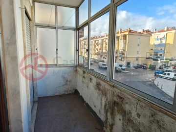 Apartamento T2 para Venda em Odivelas